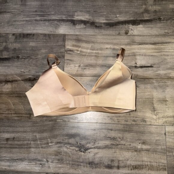 Soma Women Bra 38D Beige Vanishing Back Wireless T Shirt Lightly Lined - Picture 2 of 4